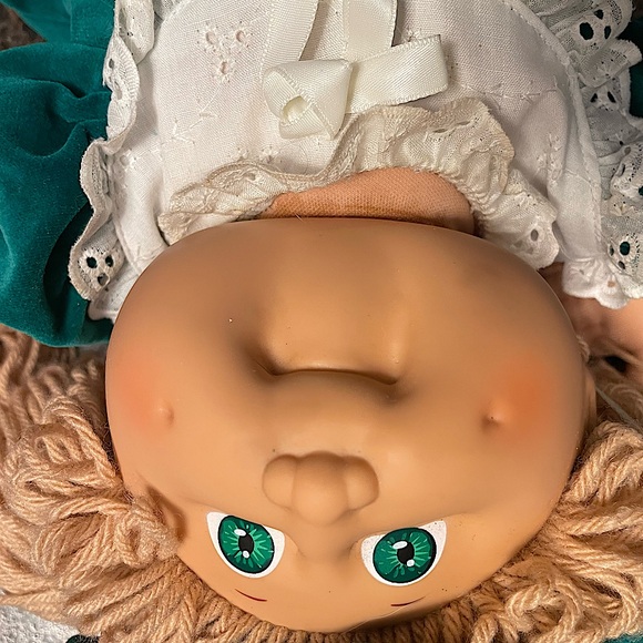 Vintage Set of Cabbage Patch Twins in Green Velvet #479 - Picture 10 of 15